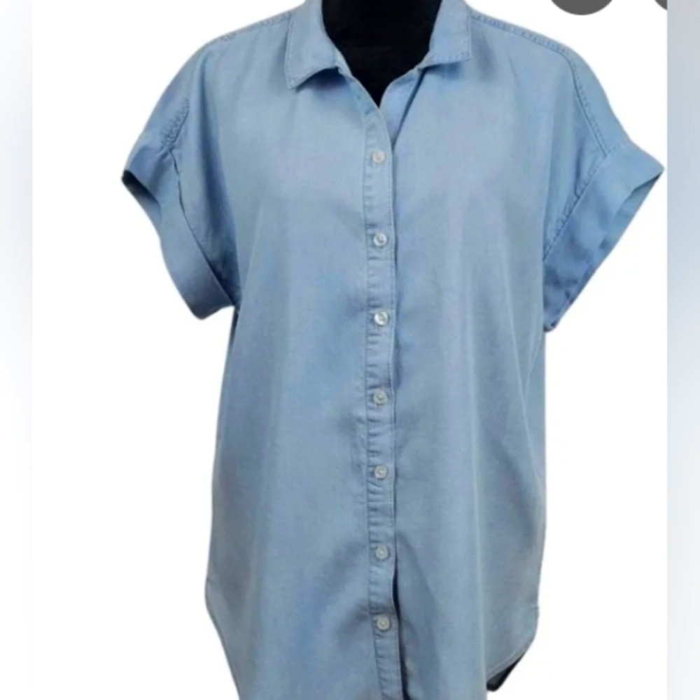 Chambray Tencil Blue Casual Button Down